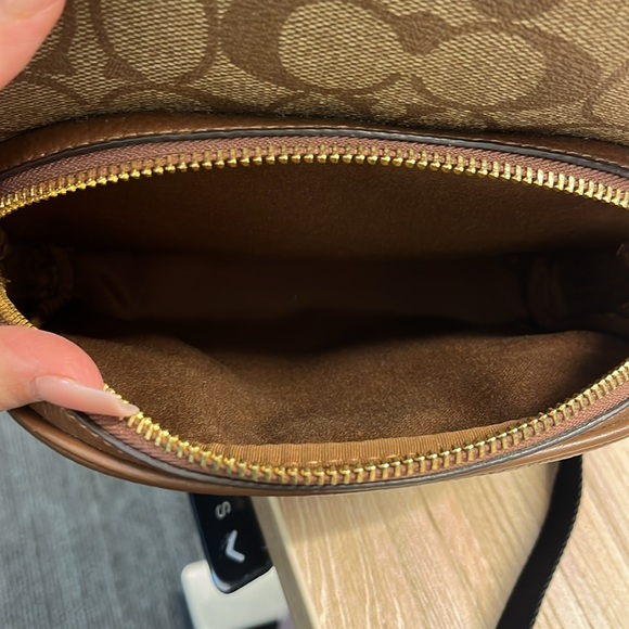 Tan Coach Backpack - Medium Size
So beautiful! - Picture 4 of 5